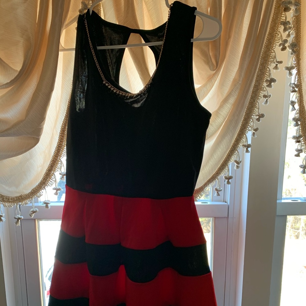 Knee Length Dress with necklace collar